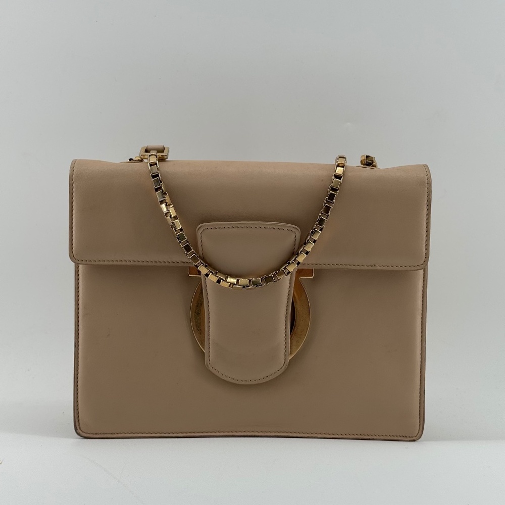 Salvatore Ferragamo Leather Shoulder Bag – Nude Beige with Gold Chain